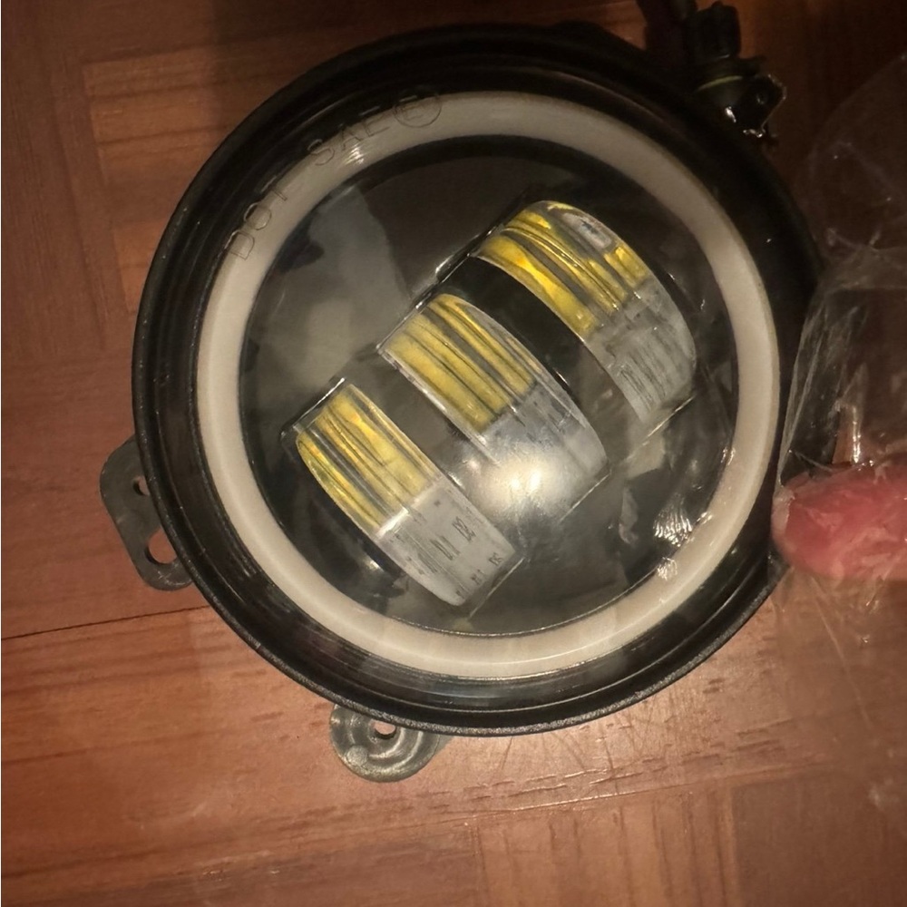 Round LED Fog Light with Yellow Accents